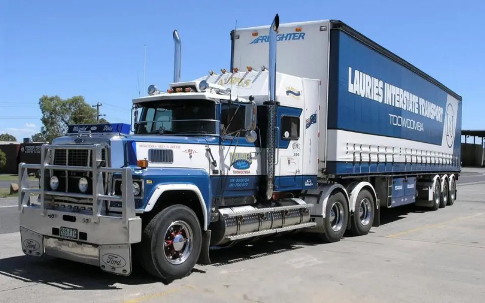 Miks ei suuna kodumaised veoautod oma väljalasketorusid ülespoole?